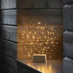 5 små ringe LED-dekorationslampe, med træfod