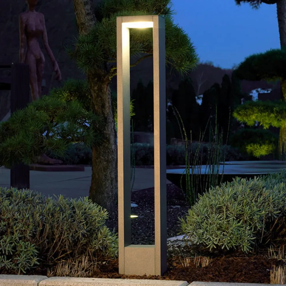 Adriana - indrammet LED-gadelampe
