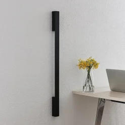 Arcchio Ivano LED-væglampe, 91 cm, sort