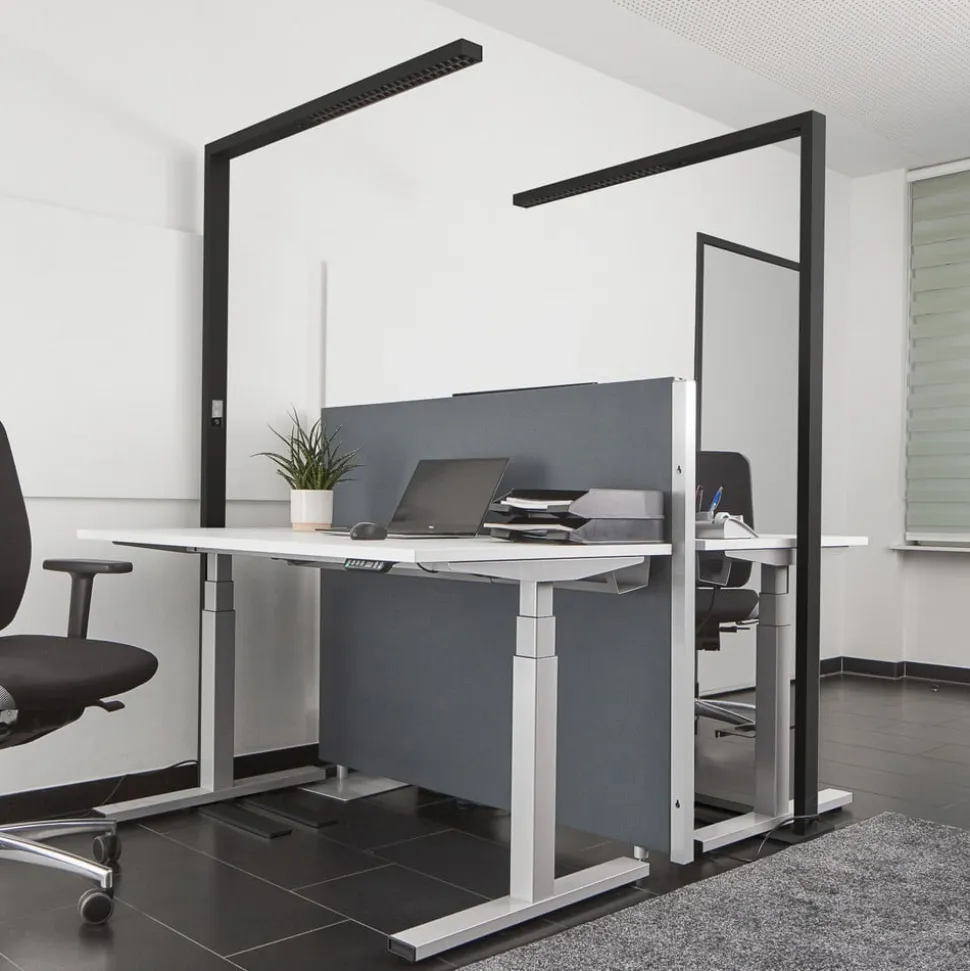 Arcchio LED-gulvlampe til kontor Jolinda, sort, 4000K, sensor