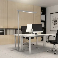 Arcchio LED-gulvlampe til kontor Susi, sølv, sensor, touchdæmper