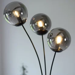 Big Widow gulvlampe med tre glasskærme