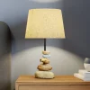 Bordlampe Vera, stofskærm og sten-dekor, 38 cm