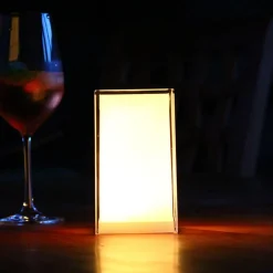 Bærbar bordlampe Cub, app-kontrollerbar, RGBW