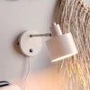 Dyberg Larsen Ocean væglampe, beige, Ø 11 cm, metal