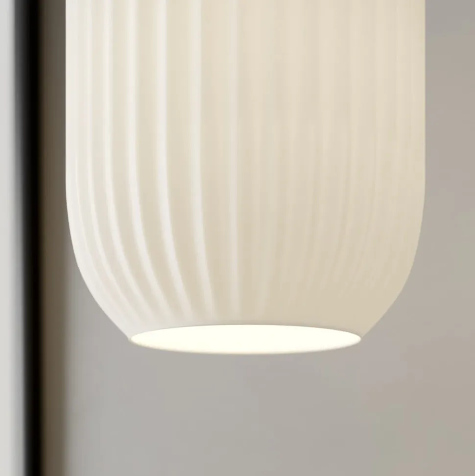 Dyberg Larsen Riflet pendellampe i glas, Ø 14 cm