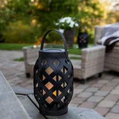 Flame Lantern LED-lygte, sort, højde 23 cm
