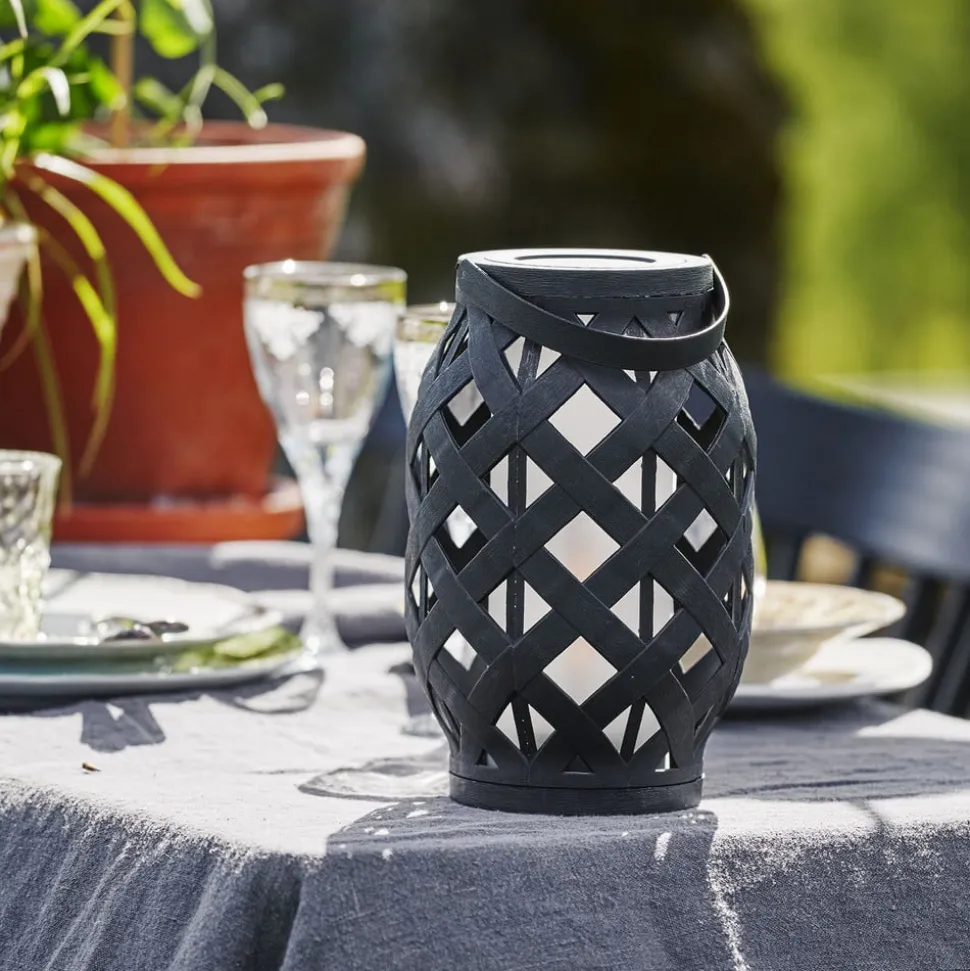 Flame Lantern LED-lygte, sort, højde 23 cm