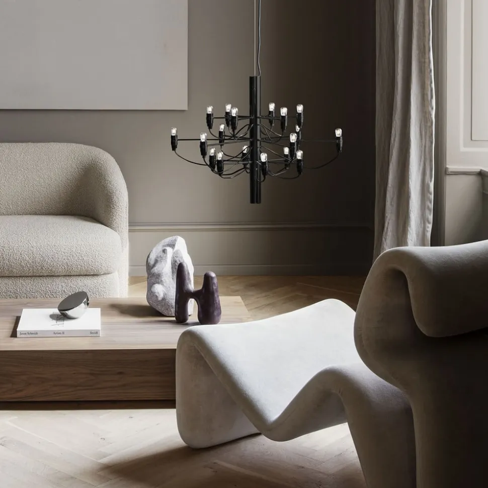 FLOS 2097/18 LED-lysekrone, matteret, sort