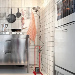 FLOS Toio gulvlampe Gx16d-LED rød