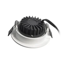 Forsænket loftlampe Dione, IP44, hvid, dæmpbar til varm