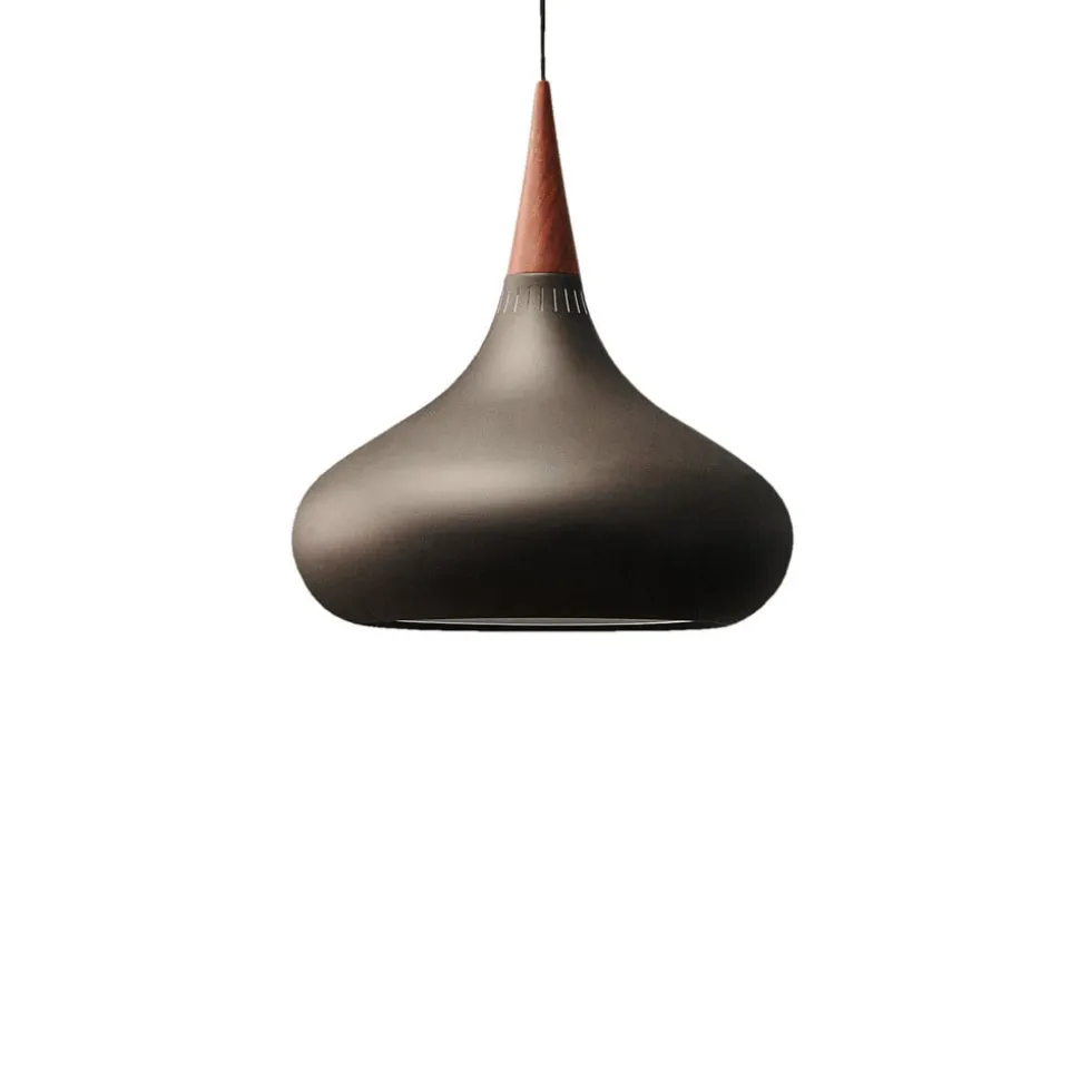 FRITZ HANSEN Orient P2 Pendul sort/rose Ø 34cm