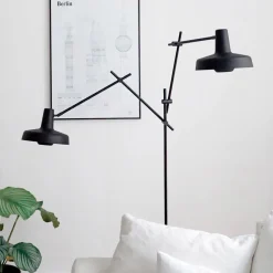 GRUPA Arigato gulvlampe, tredelt arm, sort