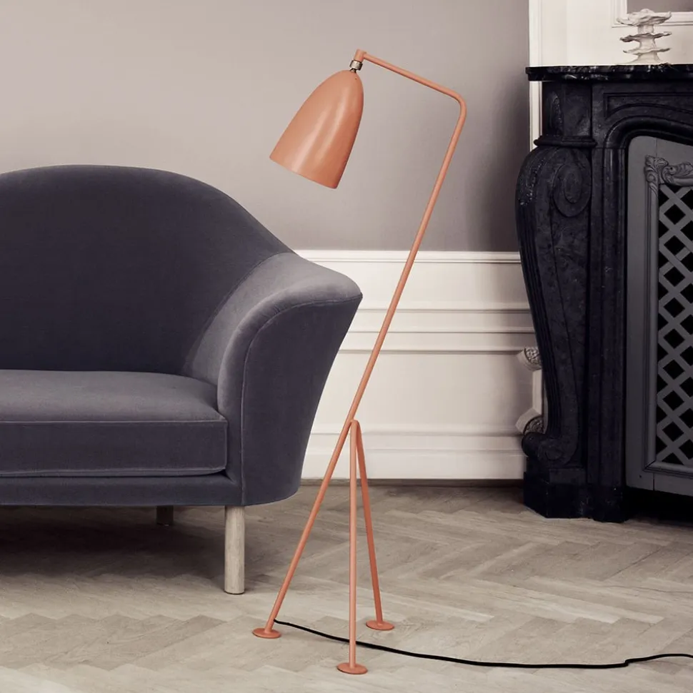 GUBI Gräshoppa trefods gulvlampe, vintagerød
