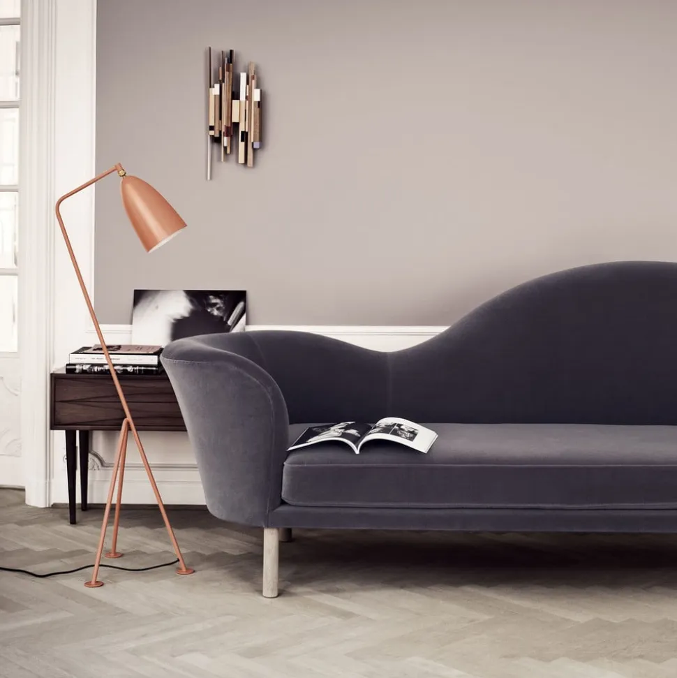 GUBI Gräshoppa trefods gulvlampe, vintagerød