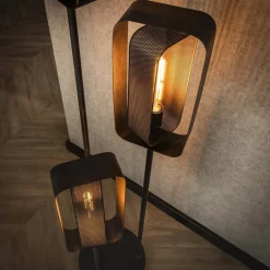 Gulvlampe Alma, 3 lyskilder, sort, metal, drejelig netskærm