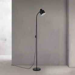 Gulvlampe Gili, sort mat, stål, højde 150 cm, E27