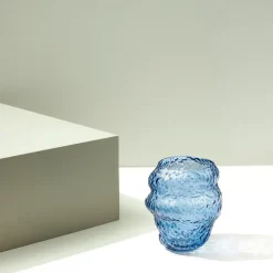 Hübsch Aurora-vase, glas, blå, højde 18 cm