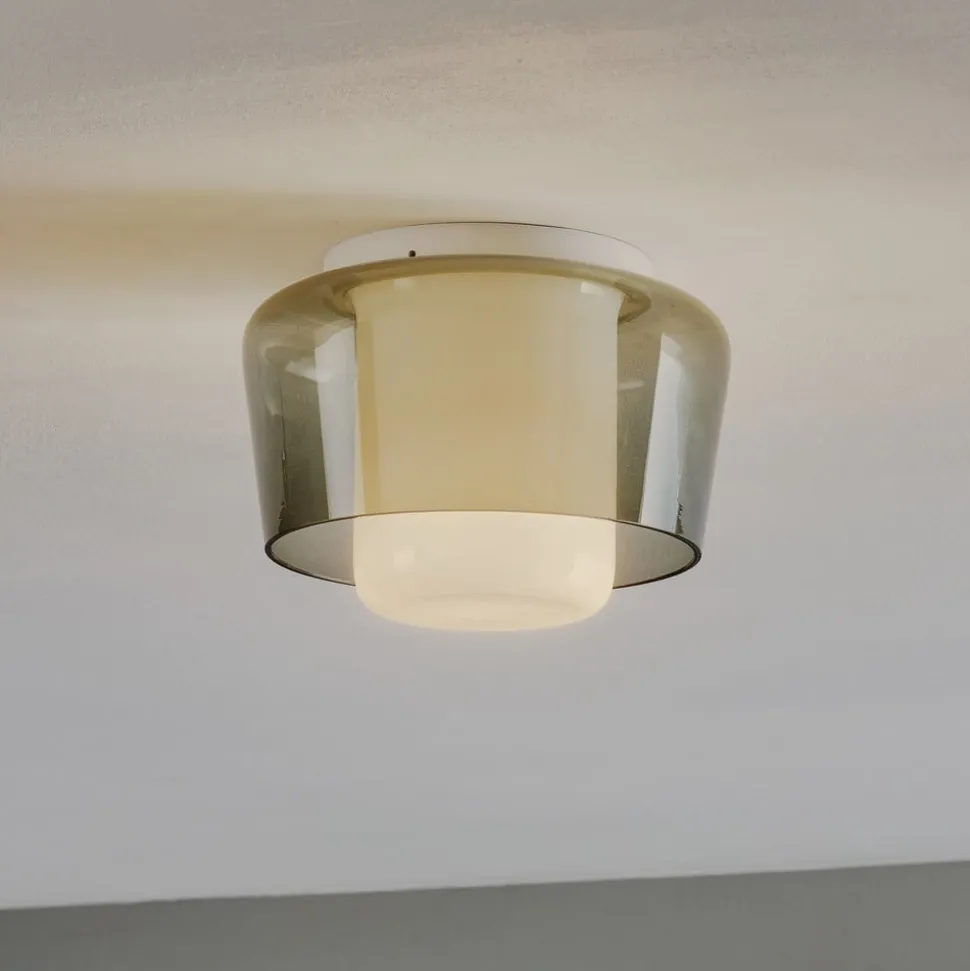 Helestra Canio - loftlampe i glas, røggrå