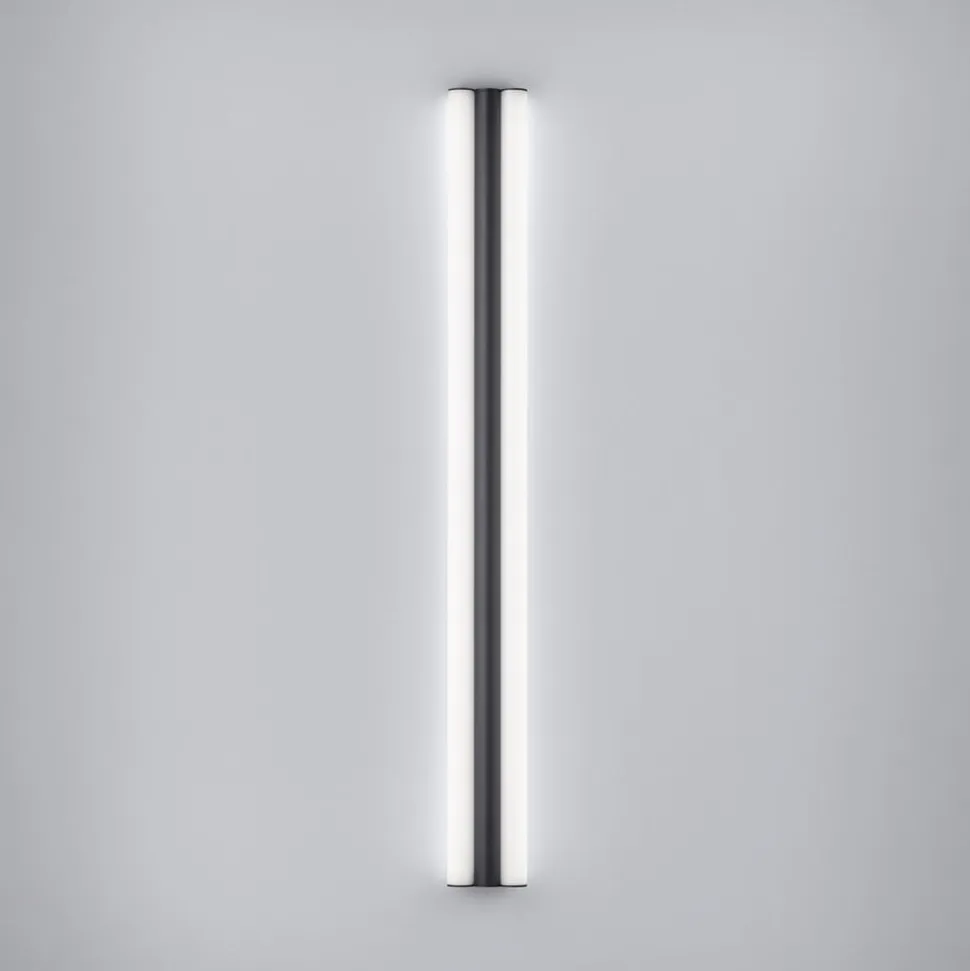Helestra LED-spejllampe LOOM, længde 120 cm, sort, IP44
