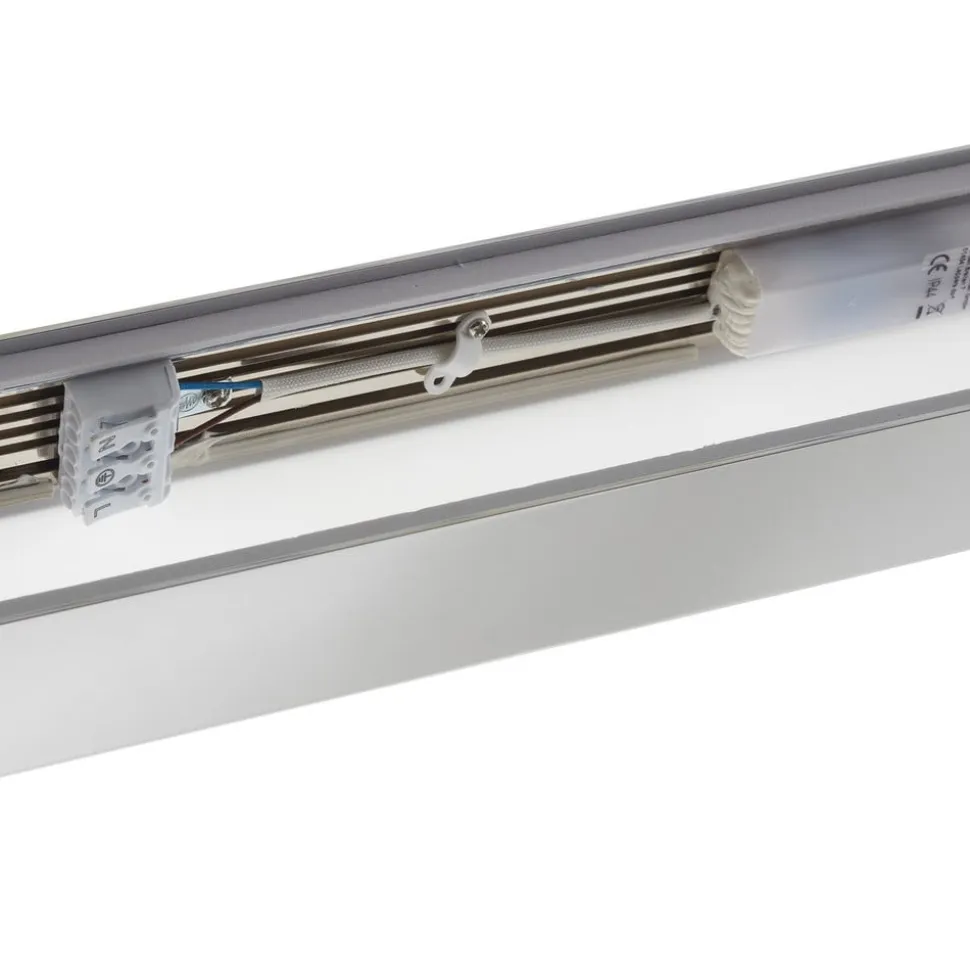 Helestra Theia LED-spejllampe, forkromet, 90 cm