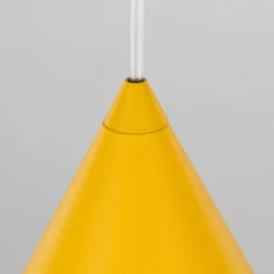 Hængelampe Cono, 1 lyskilde, Ø 25 cm, gul, E27