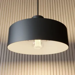 Hængelampe Rif i metal, sort, Ø 25 cm