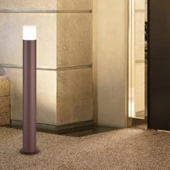 Hoosic gadelampe af trykstøbt aluminium rustfarvet