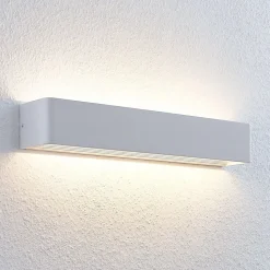 Hyggelig belysning med LED væglampe Lonisa