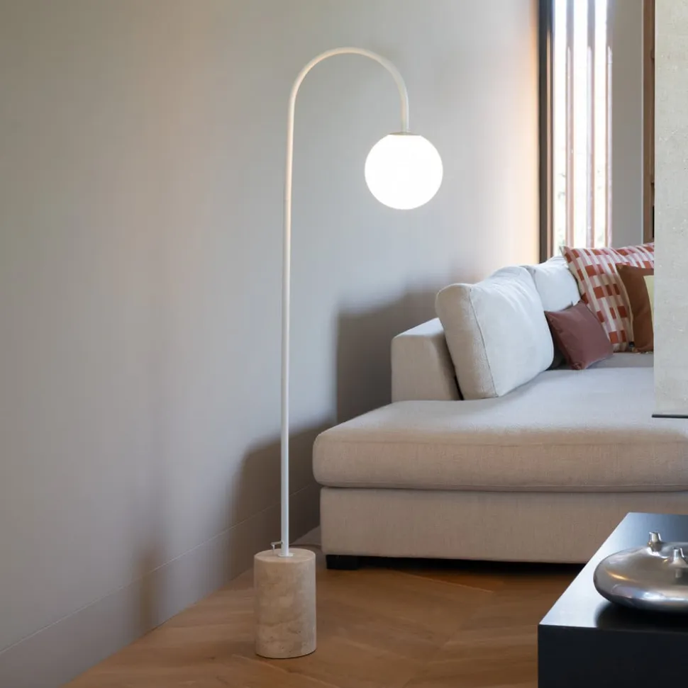 IT'S ABOUT ROMI Bueformet lampe Tivoli, hvid, højde 163 cm
