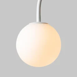 IT'S ABOUT ROMI Bueformet lampe Tivoli, hvid, højde 163 cm