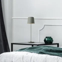 Kaami LED-bordlampe, dæmpbar, grå mat