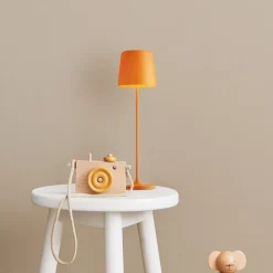 Kaami LED-bordlampe, dæmpbar orange mat