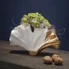KARE Ginkgo Elegance-vase, højde 18 cm, stentøj, hvid, guld