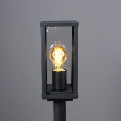Karo gadelampe med skumringssensor