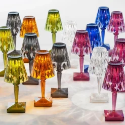 Kartell LED-bordlampe Batteri, 26 cm, røggrå, IP54