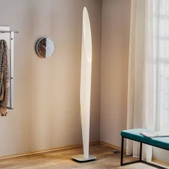 kdln gulvlampe Shakti, sølv, hvid satineret, højde 200 cm