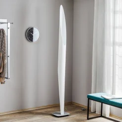 kdln gulvlampe Shakti, sølv, hvid satineret, højde 200 cm