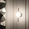 Le Vita LED-væglampe med opalglas