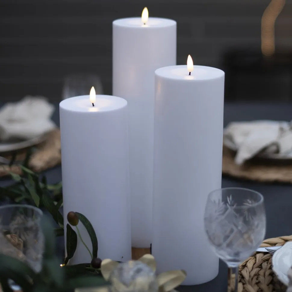 LED lys Flamme Rak 27,5 cm hvid plast batteridrevet