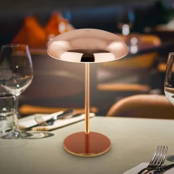LED-bordlampe Brilo unplugged Caxa, kobberfarvet