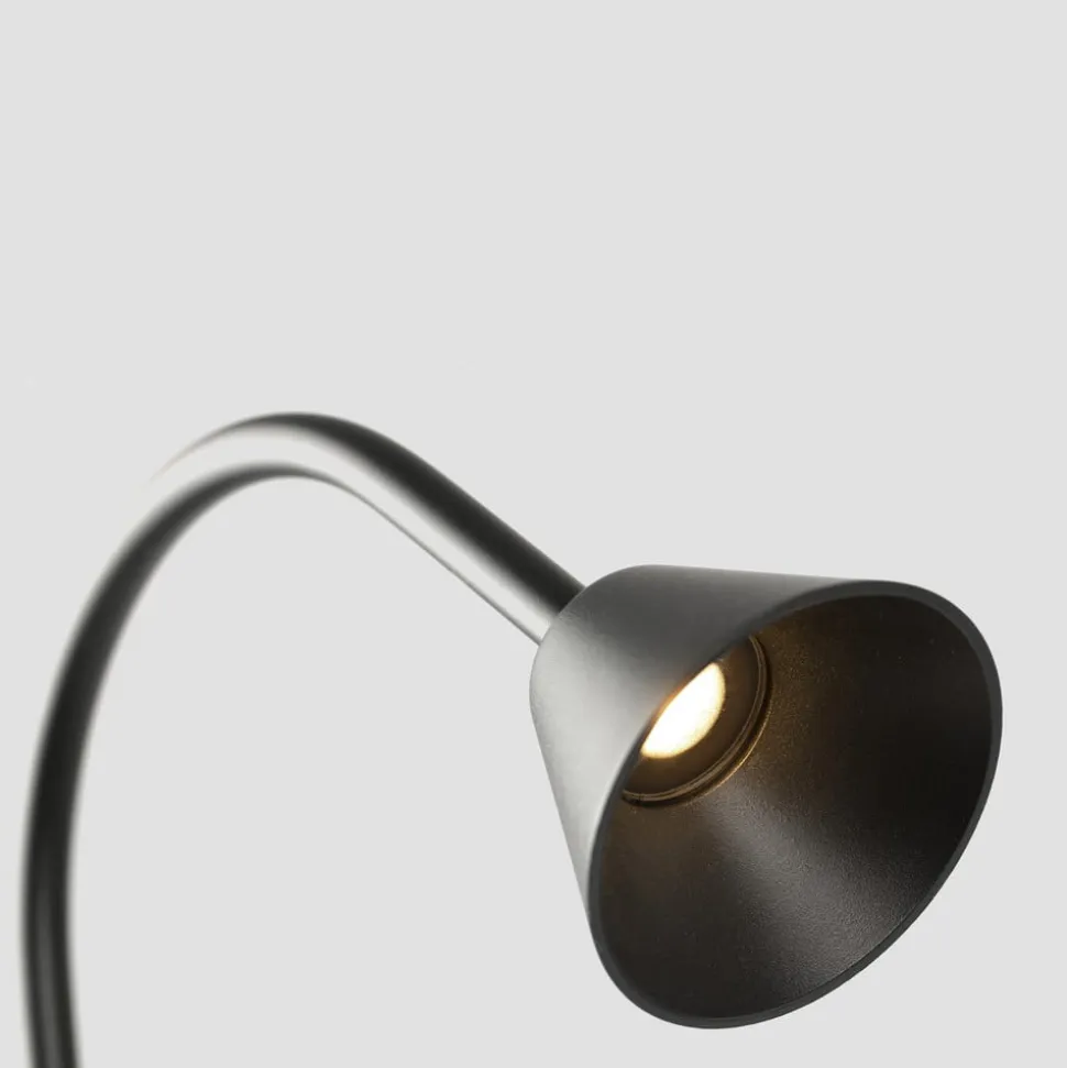 LED-gadelampe Lily, højde 65 cm, sort, stål, IP65