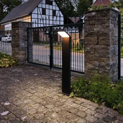 LED-gadelampe Tucanae, grå, højde 100 cm, IP65, metal
