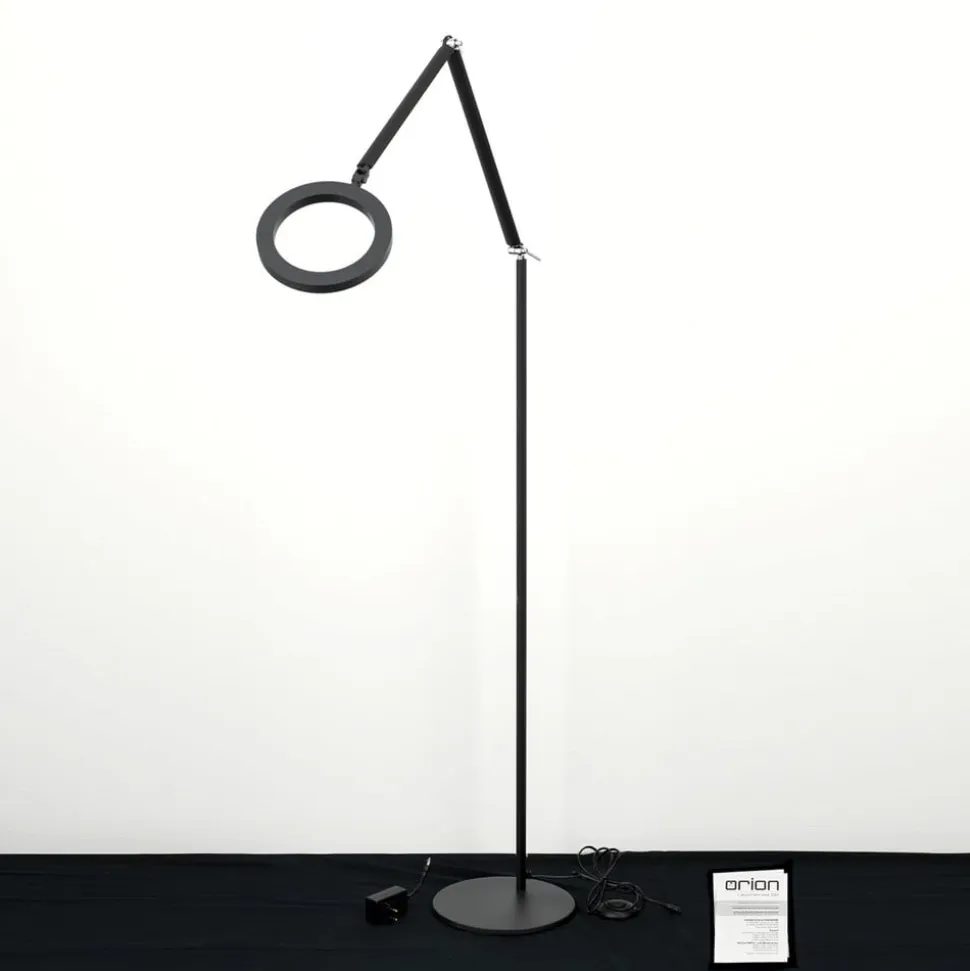LED-gulvlampe Ringo, sort, metal, justerbar, dæmpbar