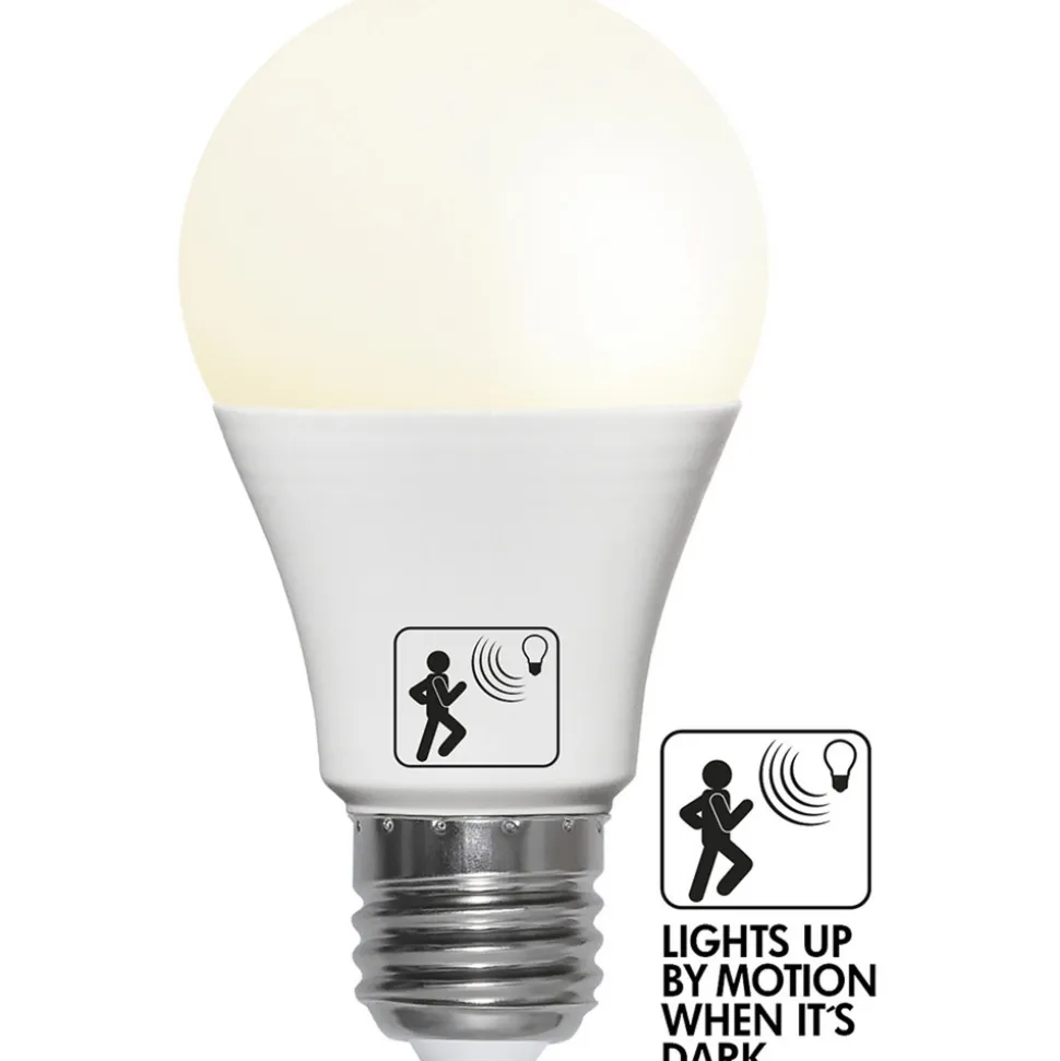 LED-pære A60 E27 4,8W 2700K med bevægelsessensor