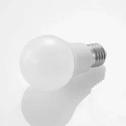LED-pære E27 A60 8 W 3.000 K opal, sæt med 6 stk