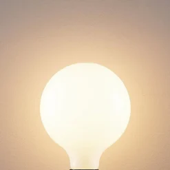 LED-pære E27 8W 2.700K G125 Globe, dæmpbar, opal