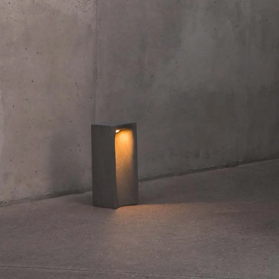 LED-sokkellampe Grot, 3000K, grå, beton, IP55, højde 40 cm