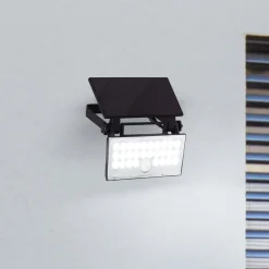 LED-solcelle udendørs vægspot Luton Sensor, sort, B 19 cm