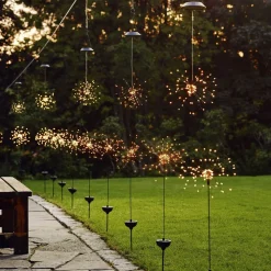 LED-solcellehængelampe Firework